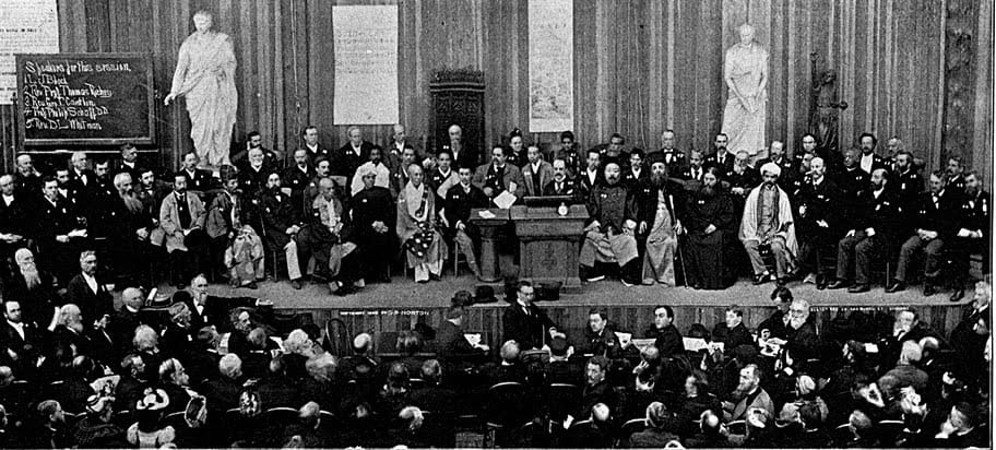 The World's Parliament of Religions, 1893. I hope for religions to love one another.